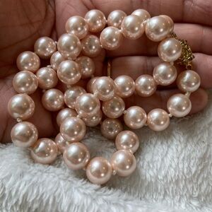 Vintage Blush Pink‎ Glass Faux Pearls Necklace Magnetic Hand Knotted